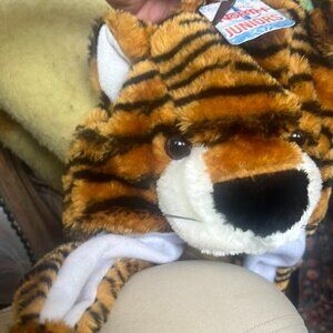 Tiger plush hat for kids
